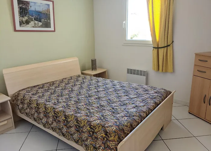 Villa Superbe T4 Confort Avec Cour, Proche - 6 Pers. Parking - Fr-1-797-47
