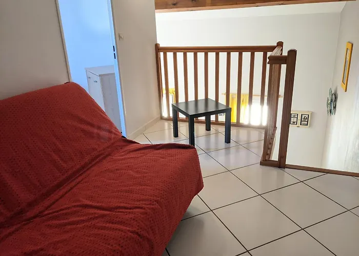 Superbe T4 Confort Avec Cour, Proche - 6 Pers. Parking - Fr-1-797-47