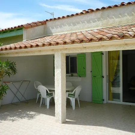 Superbe T4 Confort Avec Cour, Proche - 6 Pers. Parking - Fr-1-797-47 *