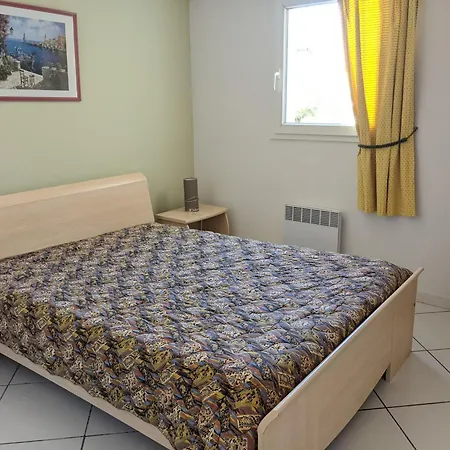 Villa Superbe T4 Confort Avec Cour, Proche - 6 Pers. Parking - Fr-1-797-47