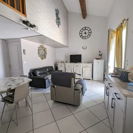 Villa Superbe T4 Confort Avec Cour, Proche - 6 Pers. Parking - Fr-1-797-47