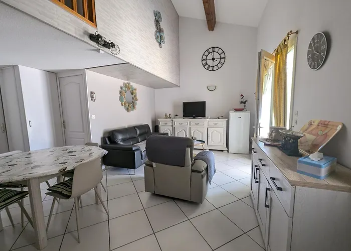 Villa Superbe T4 Confort Avec Cour, Proche - 6 Pers. Parking - Fr-1-797-47